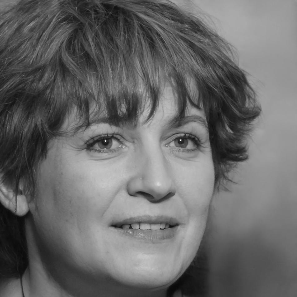 Elena Kowalczyk, Lead Trading Strategist at ContemplateIQ