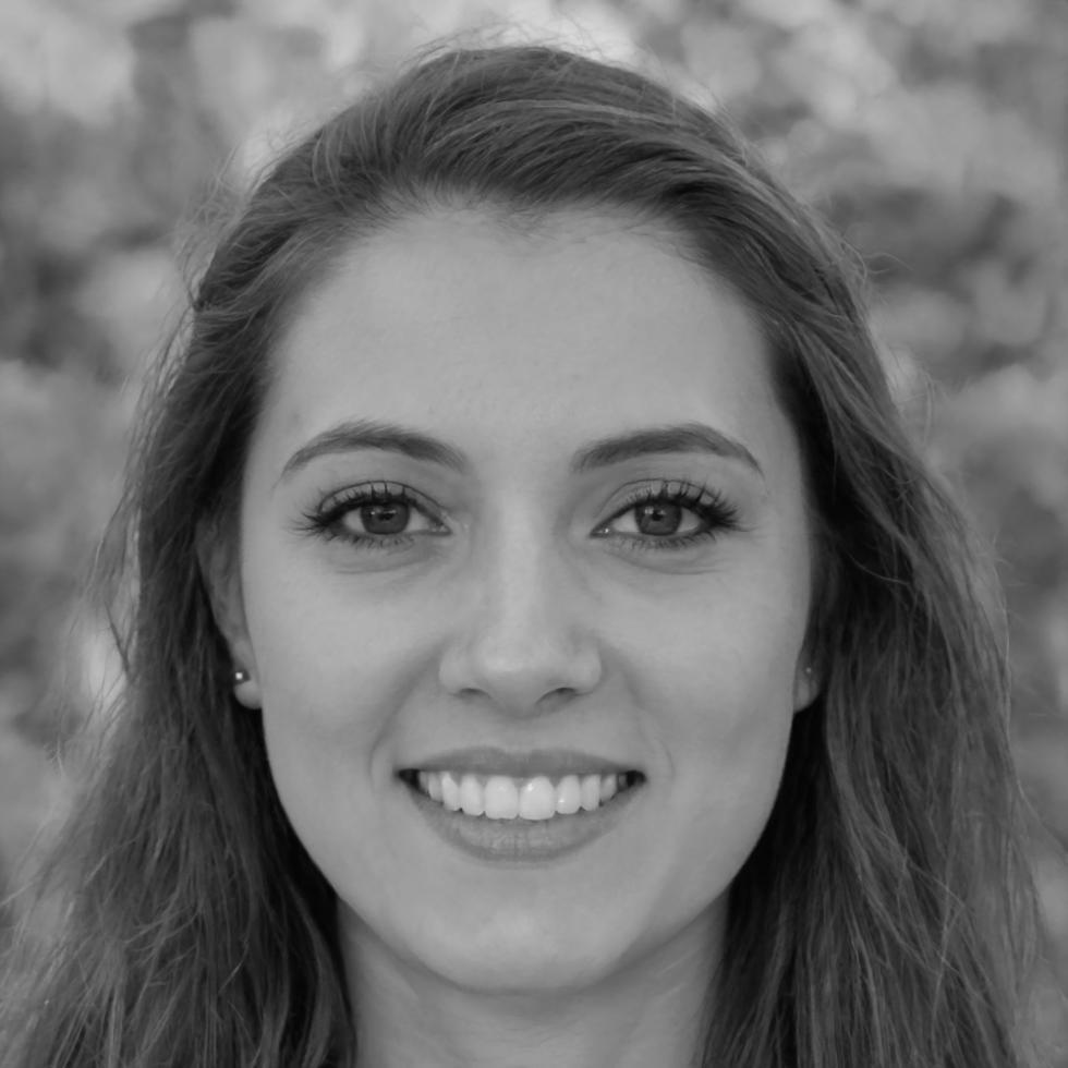 Dr. Linh Nguyen, Senior Trading Systems Instructor at ContemplateIQ